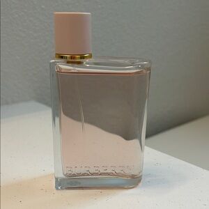 Burberry Women's Fragrance - Soft Pink